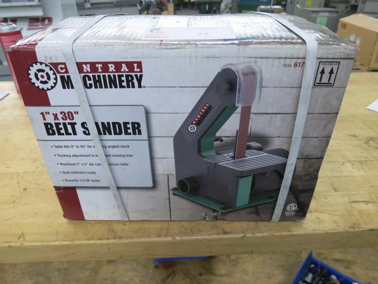 Central machinery 1x30 store belt sander