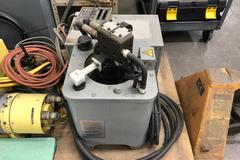 Nikken 5AX-120YA 2-Axis Rotary Table with Nikken Control Box and 4th Axis Drive Card