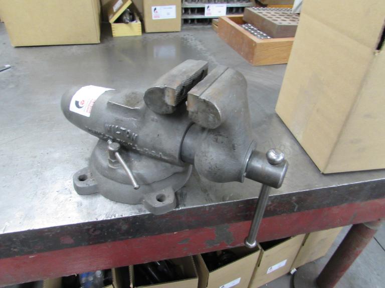 Wilton 4" "Bullet" Style Bench Vise with Swivel Base