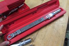 (5) Assorted Snap-On 3/8" Drive Torque Wrenches