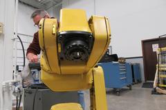 Fanuc 200 iB 5P LR Mate 6- Axis Programmable Robotic Arm with R-J3iB Mate Control and Pendant