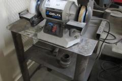 Delta Shopmaster Double End Bench Grinder with Stand.  6" Wheel Capacity, Face Shields, Work Rests, 110V