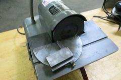 Leonard Grind-R-Lap Lapping Machine.  5" Wheel Diameter, 12"x4.5" Slotted Tilting Table and Work Light.  