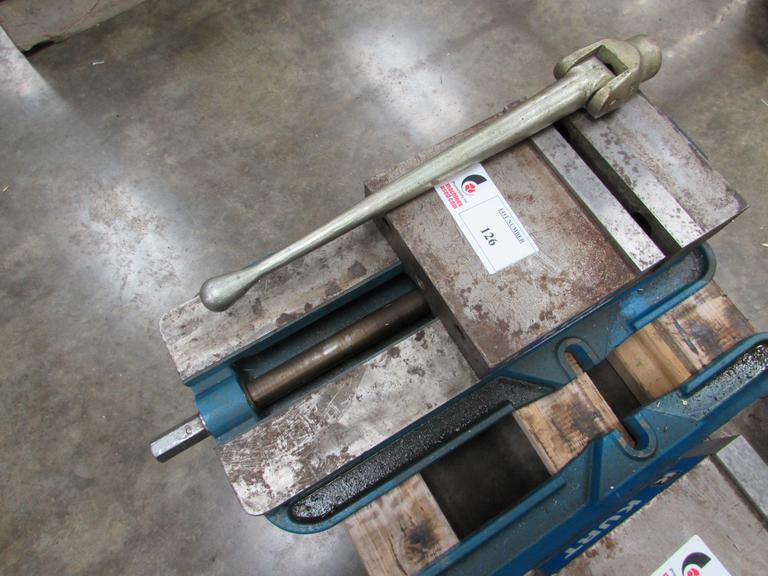 Kurt D810 8" Precision Machine Vise with Handle and Steel Jaws