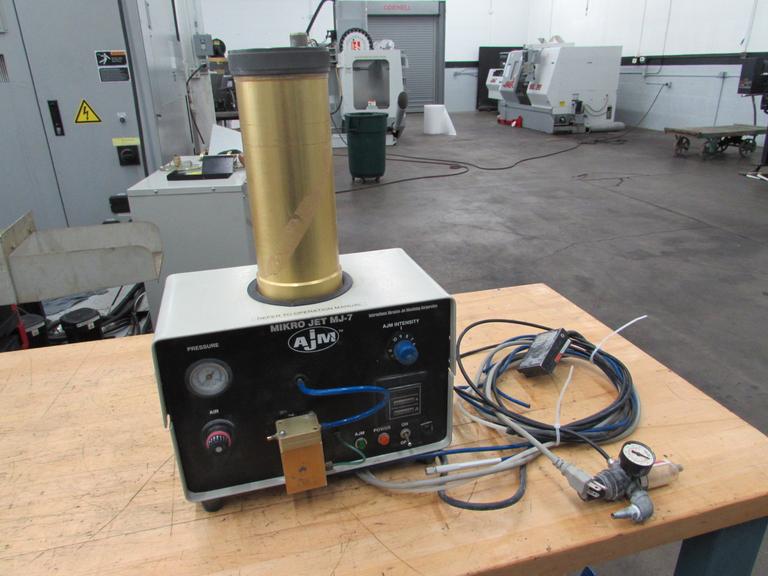 Machines Used AJM Mikro Jet MJ7 Abrasive Jet Machine with Regulator