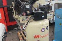 Ingersoll Rand 247SN7.5-P Piston Type Air Compressor