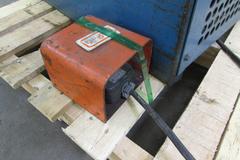 Kidder Hydraulic Notcher with Foot Switch and Mobile Base