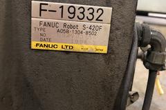 Fanuc S-420F 6-Axis Robotic Arm with System R-J Control