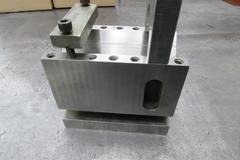 5 1/2" X 3 1/4" X 4 1/2" Vee Block W Clamps