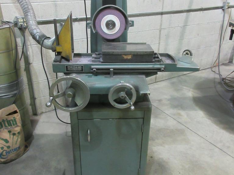 Harig Super 612 Hand Feed Surface Grinder, Horizontal Spindle, 7" Max Wheel, 6" x 12" PM Chuck