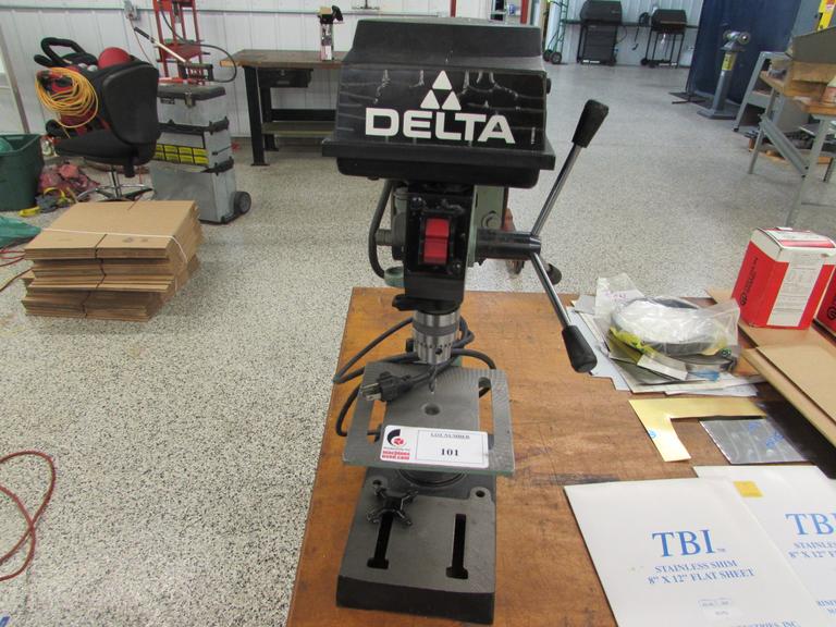 Delta 11-950 Benchtop Drill Press with Chuck