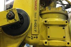 Fanuc S-420iF 6-Axis Robotic Arm with R-J2 Control and Teach Pendant