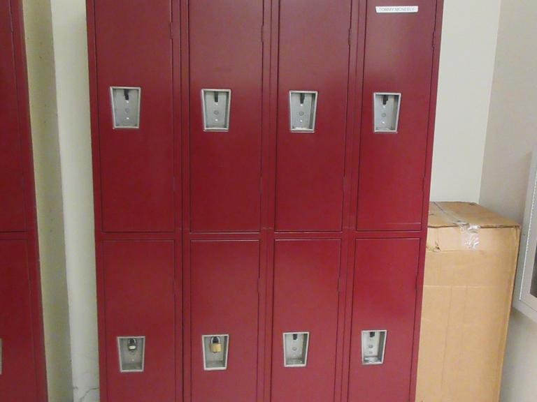 Lockers 4 Columns 2 Lockers High