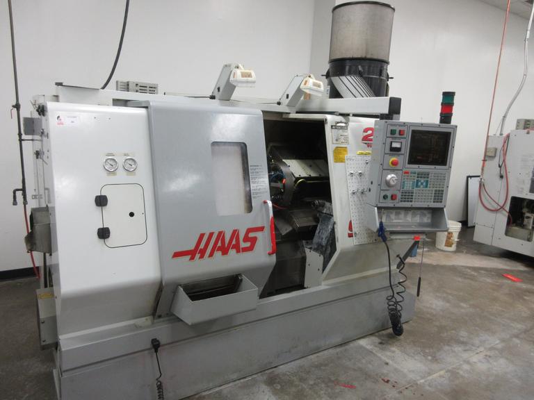 Haas SL-20 CNC Turning Center with Tailstock, Tool Presetter, Parts Catcher, Chip Conveyor, Mist Colector