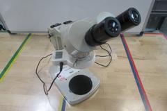 Unitron FSB (1x-2x) Stereo Microscope with 10x Eyepieces and LED Light Source
