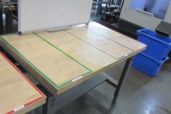 Maple Top Metal Frame Work Bench with White Board