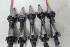 (10) Collet Style Cat 40 Tool Holders: