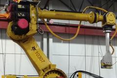 Fanuc Robot S-430iL 6-Axis Robotic Arm with Teach Pendant