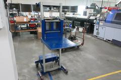 Global GL4-BC 500 Lb. Capacity Die Lift Cart, Hand Crank Lift