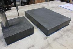 Black Granite Surface Plate Set with Dial Indicator Stand