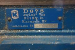 Kurt Model D-675 6" Machine Vise with Steel Jaws and Handle