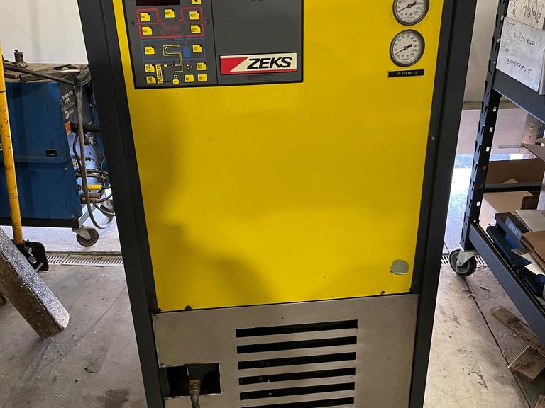 Zeks 400NCAA40M Refrigerated Compressed Air Dryer