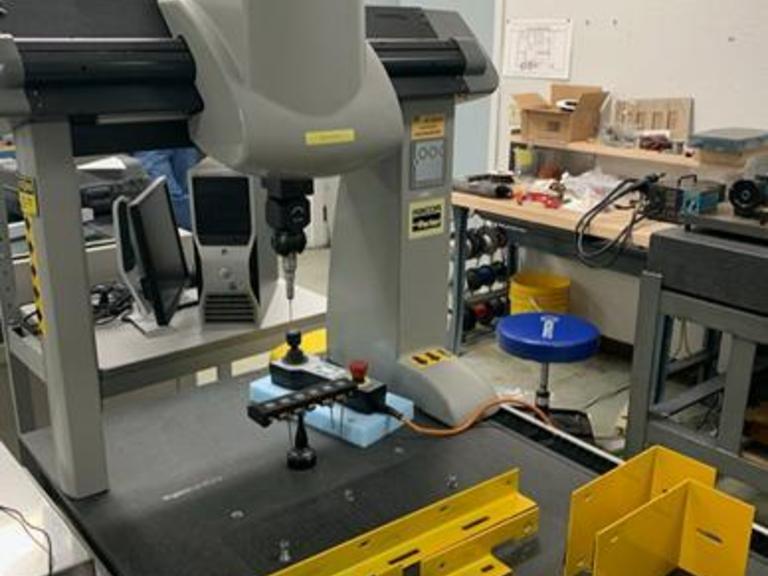 Brown & Sharpe Global Image 574 DCC Coordinate Measuring Machine