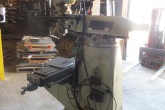 Acer Ultima-3VS Vertical Knee Mill with Newall TM211000 2-Axis DRO