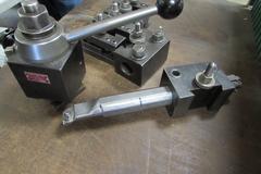 Aloris CA Tool Post with (6) Holders