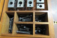 Moore Set-Up Block Set with (6) 1-2-3- Blocks, (6) Smaller Blocks, Fasteners and Wooden Box