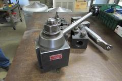 Aloris CA Tool Post with (6) Holders