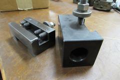 Aloris CA Tool Post with (3) Tool Holders