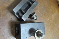 Aloris CA Tool Post with (3) Tool Holders