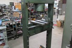 Dake 50H 50-Ton H-Frame Hydraulic Press with Traveling Head and Accessories