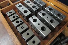 Moore Set-Up Block Set with (6) 1-2-3- Blocks, (6) Smaller Blocks, Fasteners and Wooden Box