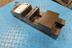 Chick BLS4 Double Lock 4" Machine Vise