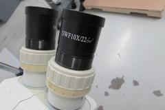 Omano Stereo Zoom Microscope with Articulating Bench Mount Arm with .65 to 4.5 Power Zoom ,  SWF10x/22 Eyepieces and Ring Light