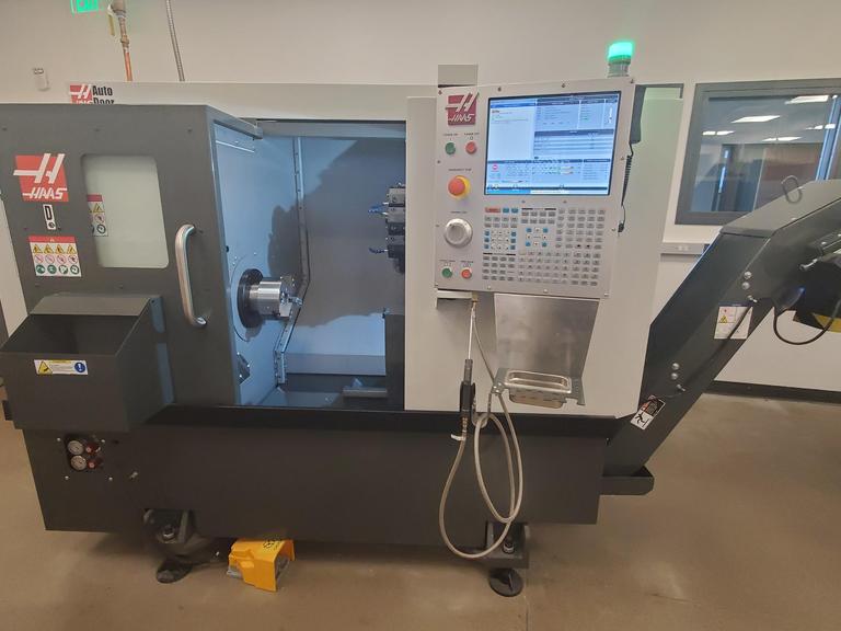 Haas ST10 CNC Turning Cetner with Tailstock, Parts Catcher, Auto Doors