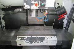 Hurco VM-1 CNC Vertical Machining Center with Winmax CNC Control, 16 Station Twin Arm Automatic Tool Changer