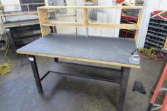 Metal Frame Work Bench with Rubber Top and Upper and Lower Shelving and 40 Taper Tool Vise