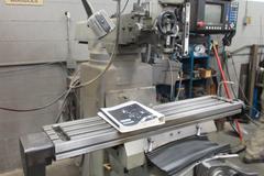 Sharp OMV Knee Mill with Acu-Rite CNC Control, Coolant Mister, Kurt Power Drawbar, Work Light