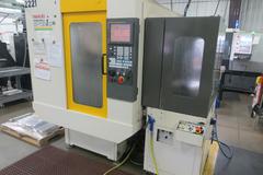 Fanuc Robodrill Alpha T21iD CNC Vertical Machining Center with Automatic Pallet Changer