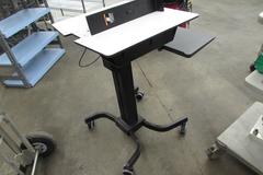 Ergotron Adjustable Height Rolling Work Station