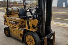 Caterpillar V50E Fork Lift, 4,250lb Capacity, 110" Lift, LP Powered