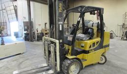 Yale GLC100VXNGSE098 9600lb Capacity Fork Truck with 202" Lift Height, Side Shift, and Cushion Tires, 2291 Hours