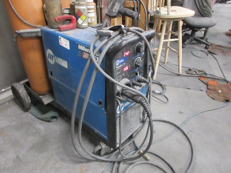 MillerMatic 251 Welder with  Built-In Wire Feed, Standard Miller Torch and Miller Spoolmatic Torch w Cart