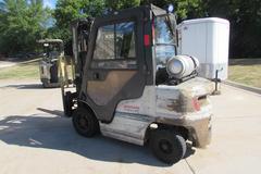 Nissan MP1F2A25LV Fork Lift, 4015lb Capacity, 187" Lift Height, with Side Shifting Fork Positioner