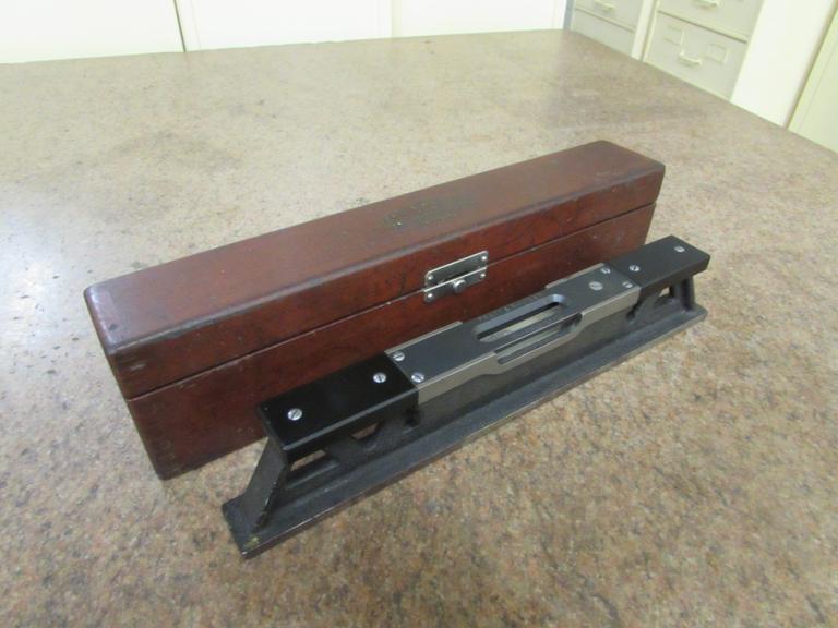 Pratt & Whitney 15" Precision Level With Wooden Case