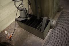 Taft - Peirce 510 Horizontal Surface Grinder, 5" x 10" Mag Chuck, Hand Feeds, Coolant System