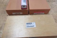 (1) Mitutoyo 0-1'" Pressure Micrometer, (1) Mitutoyo .093-1" Pin Micrometer, (1) Unbranded 0-1" Thread Mic, (1) Starrett Mic Head 463L